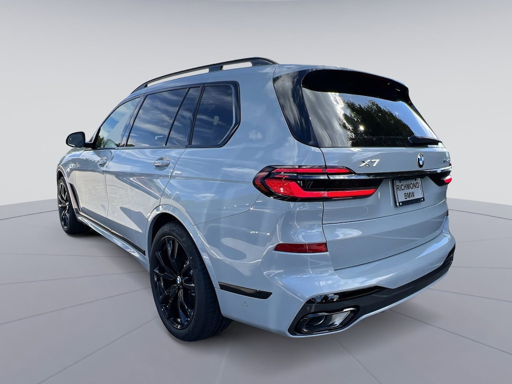 New 2026 BMW X7 xDrive40i SUV