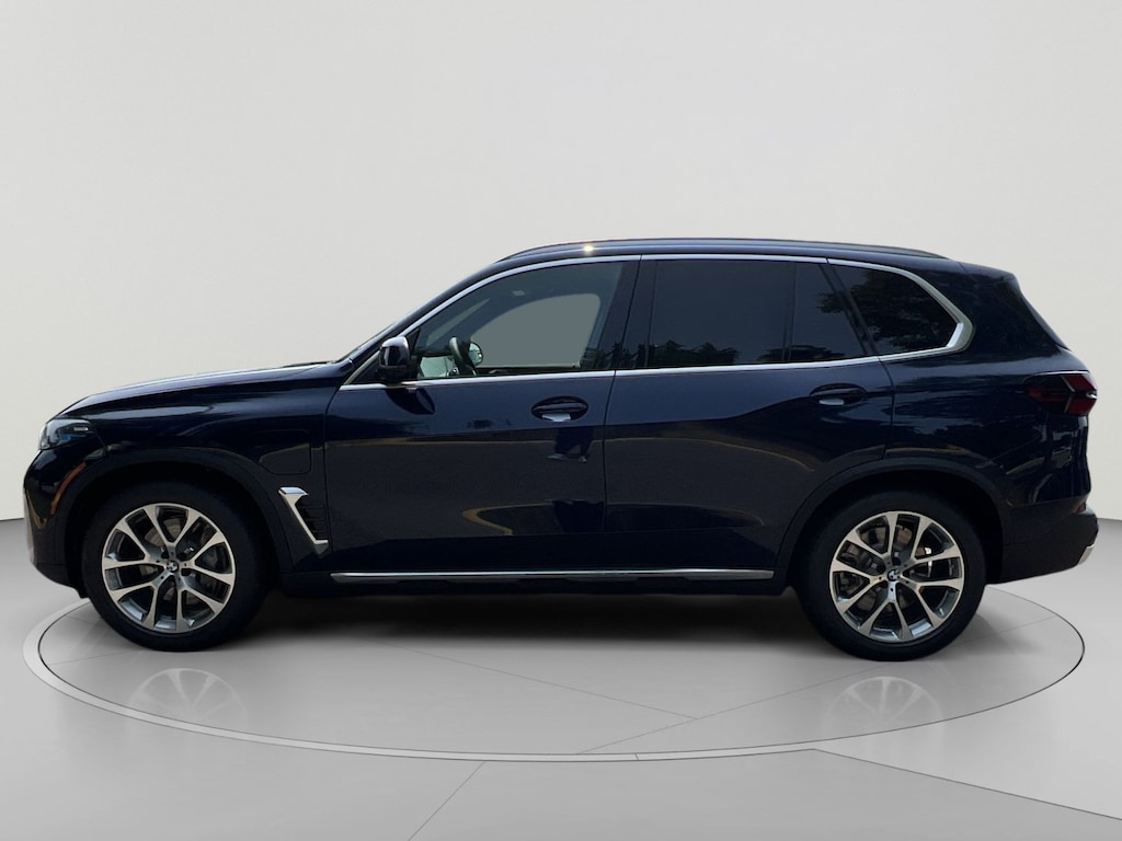 New 2026 BMW X5 PHEV xDrive50e SUV