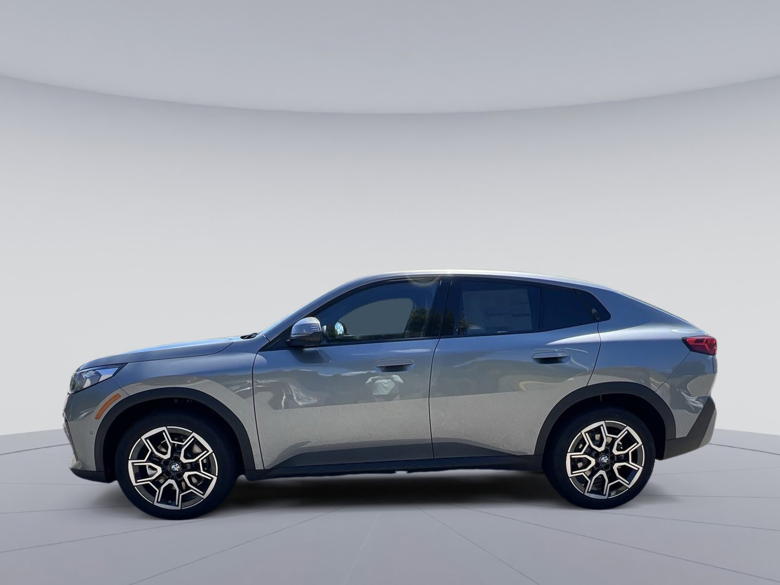 2026 Bmw X2 xDrive28i photo 2