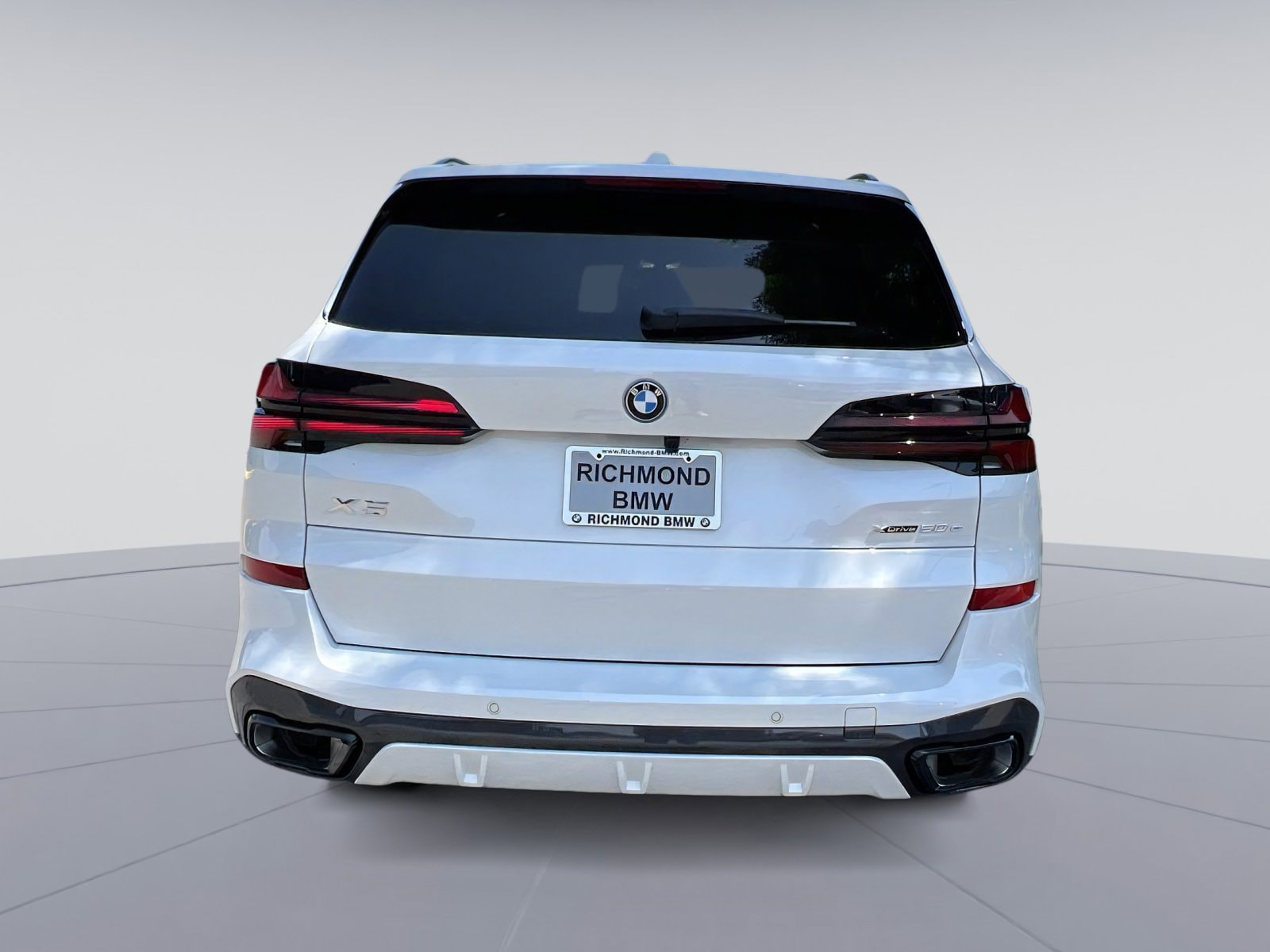 2026 BMW X5 50e - Photo 4