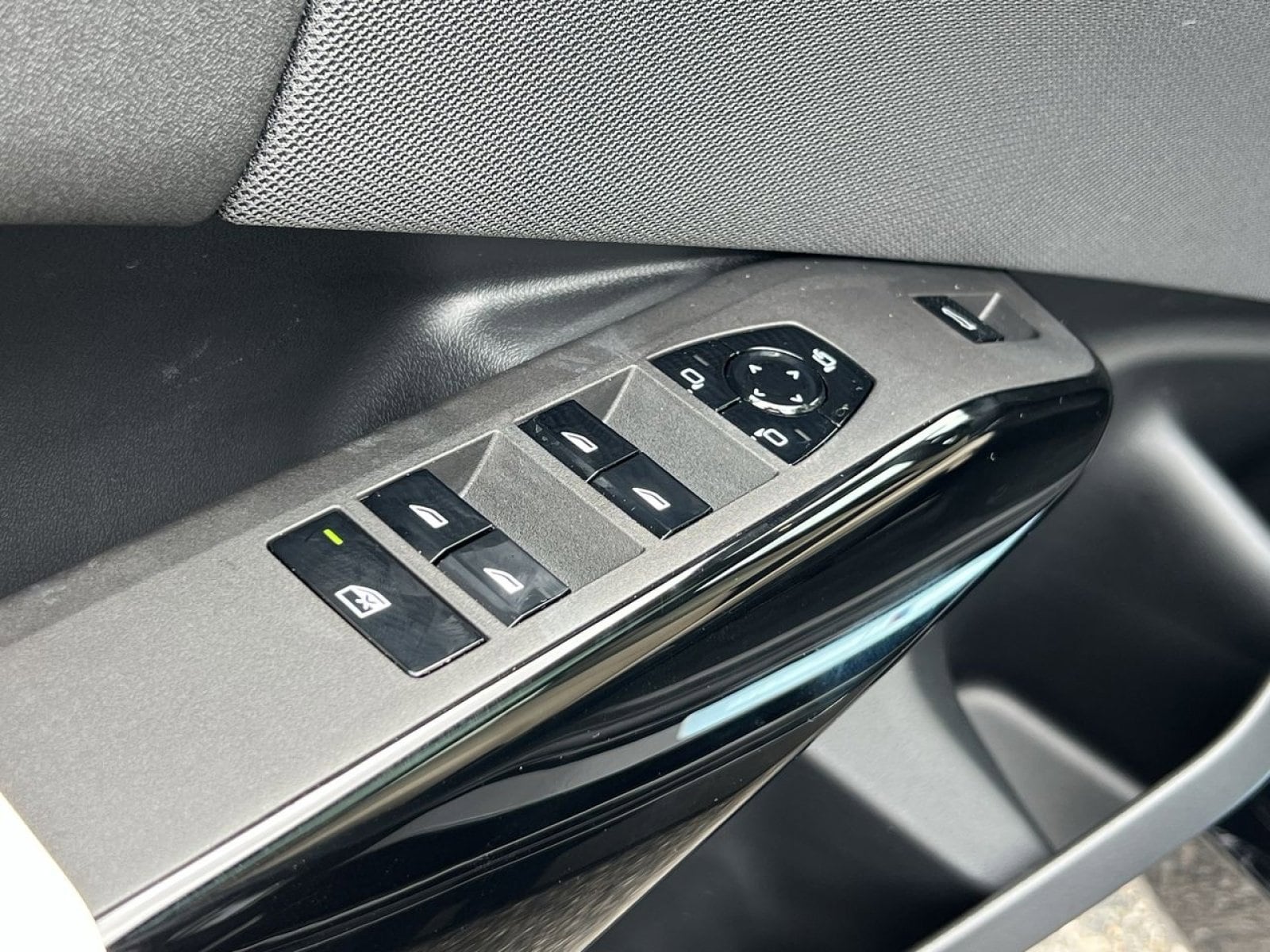 2026 BMW X3 30 - Photo 12
