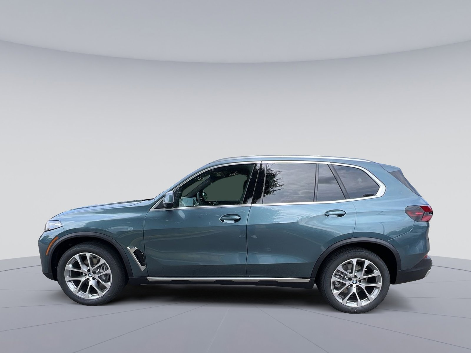 2026 Bmw X5 xDrive40i photo 2