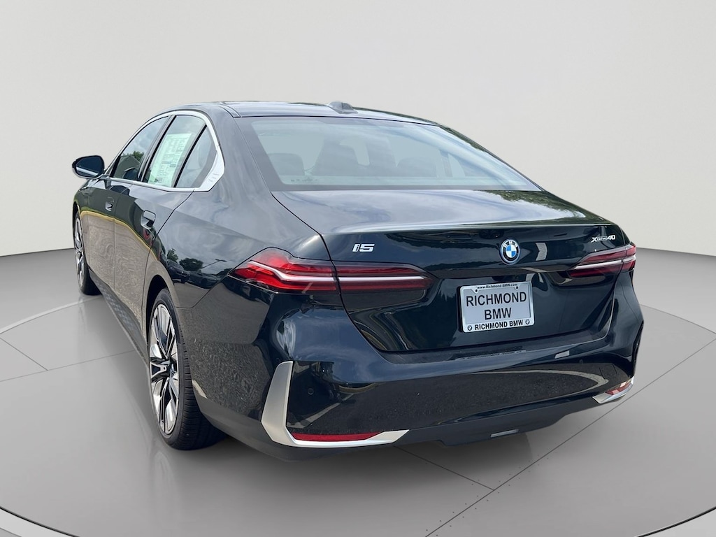 New 2027 BMW i5 xDrive40 Sedan