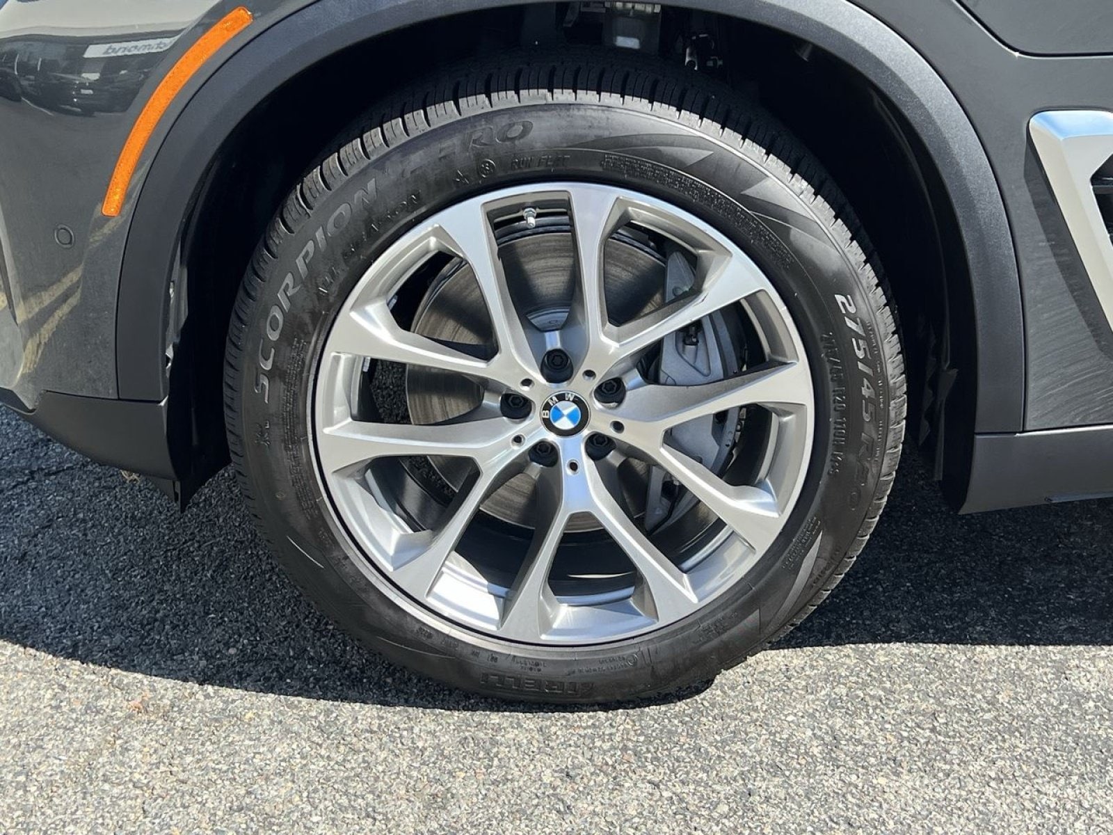 2026 BMW X5 50e - Photo 9