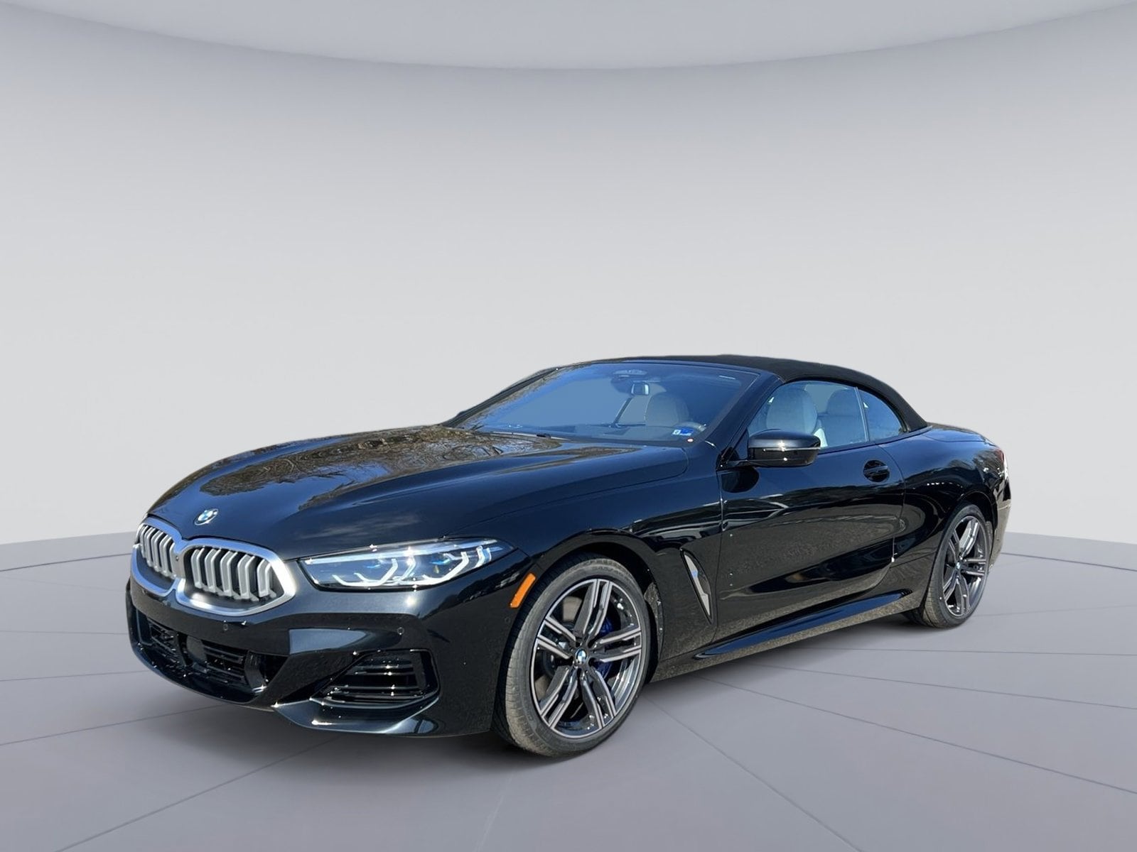 2026 BMW 8 Series 840i Convertible's photo