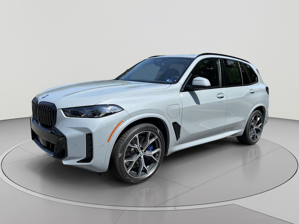 New 2026 BMW X5 PHEV xDrive50e SUV