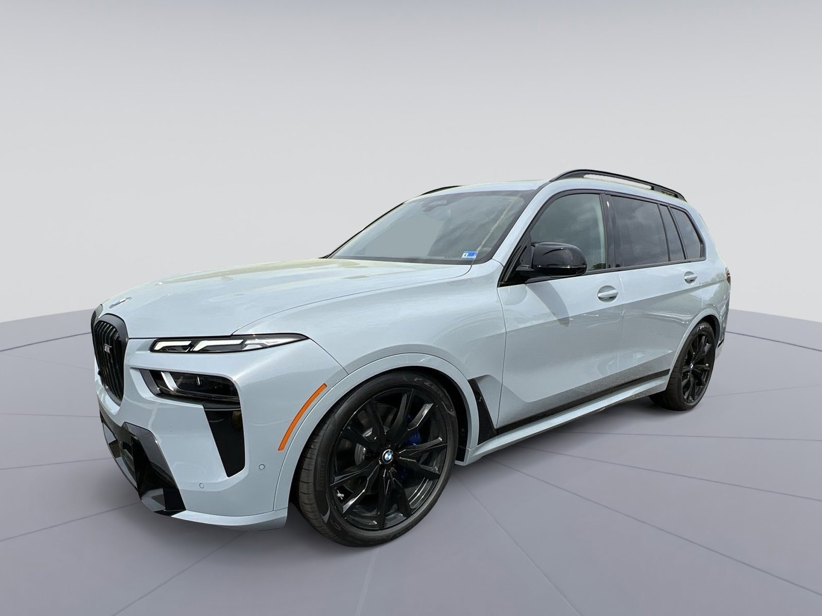 2026 BMW X7 M60i's photo