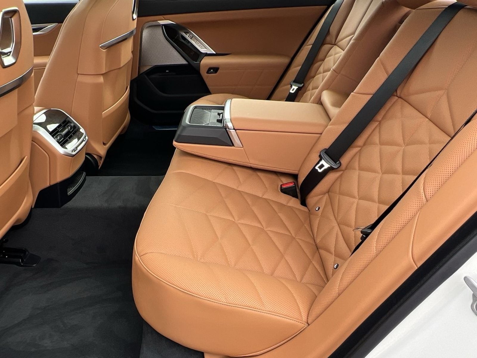 2026 BMW 7 Series 740i - Photo 22