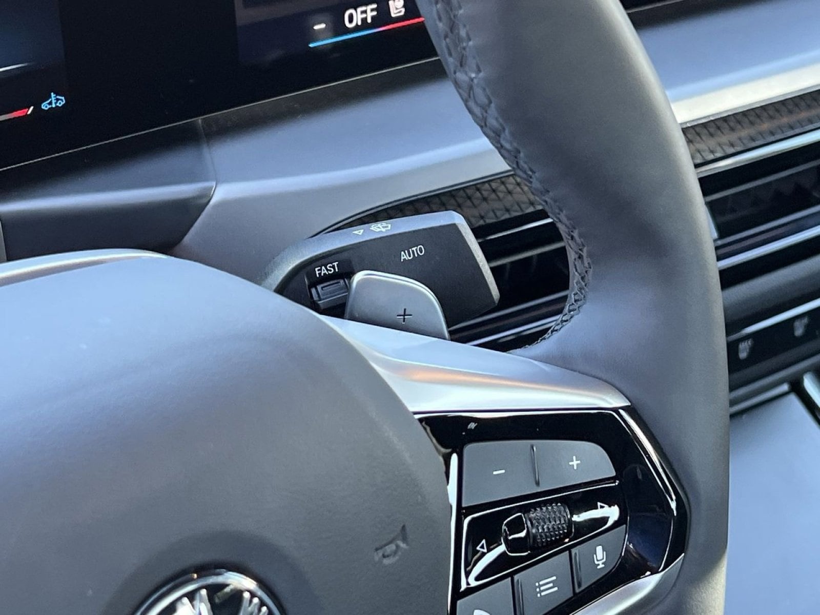 2025 BMW 2 Series 230i - Photo 35