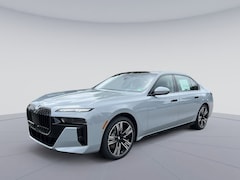 2025 BMW 740i xDrive Sedan