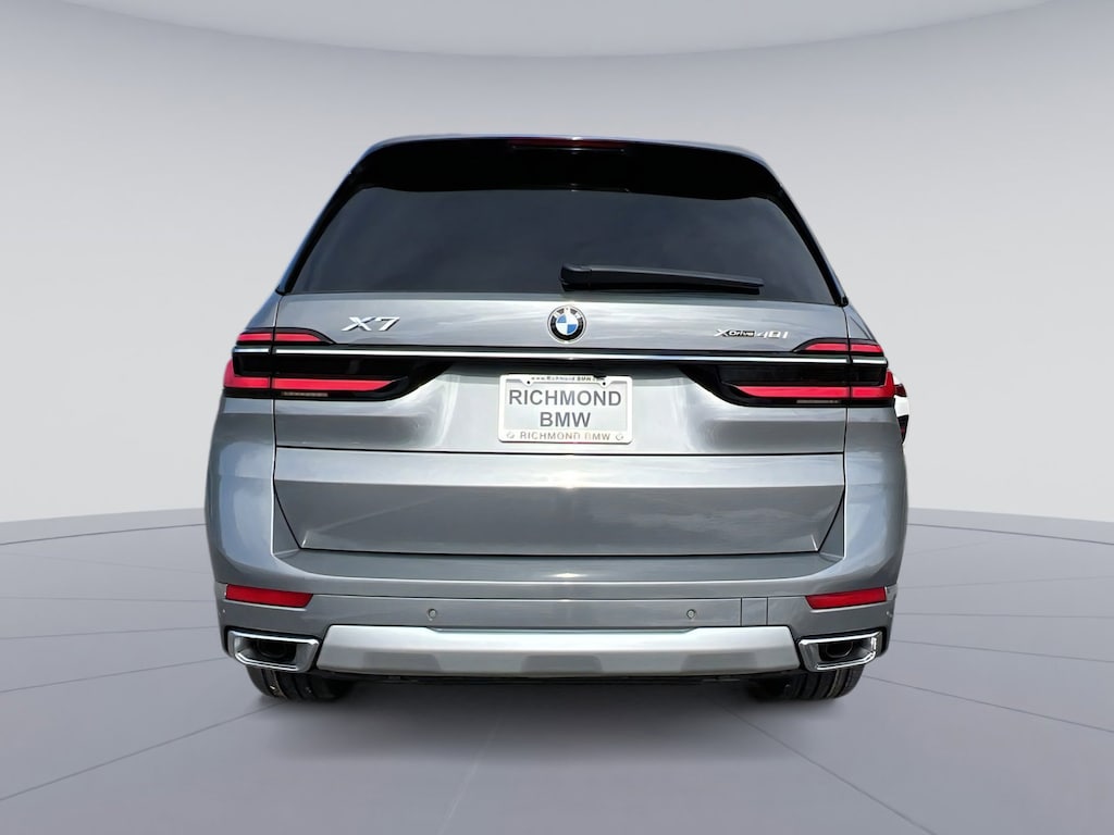 New 2026 BMW X7 xDrive40i SUV