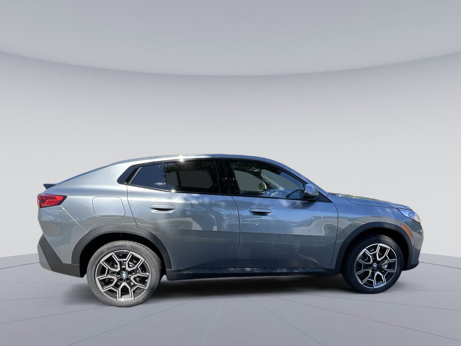 2026 BMW X2 28i - Photo 6