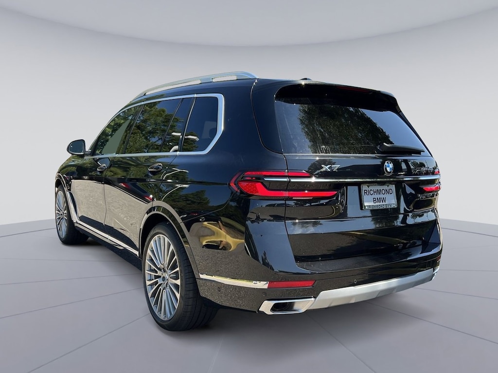 New 2026 BMW X7 xDrive40i SUV