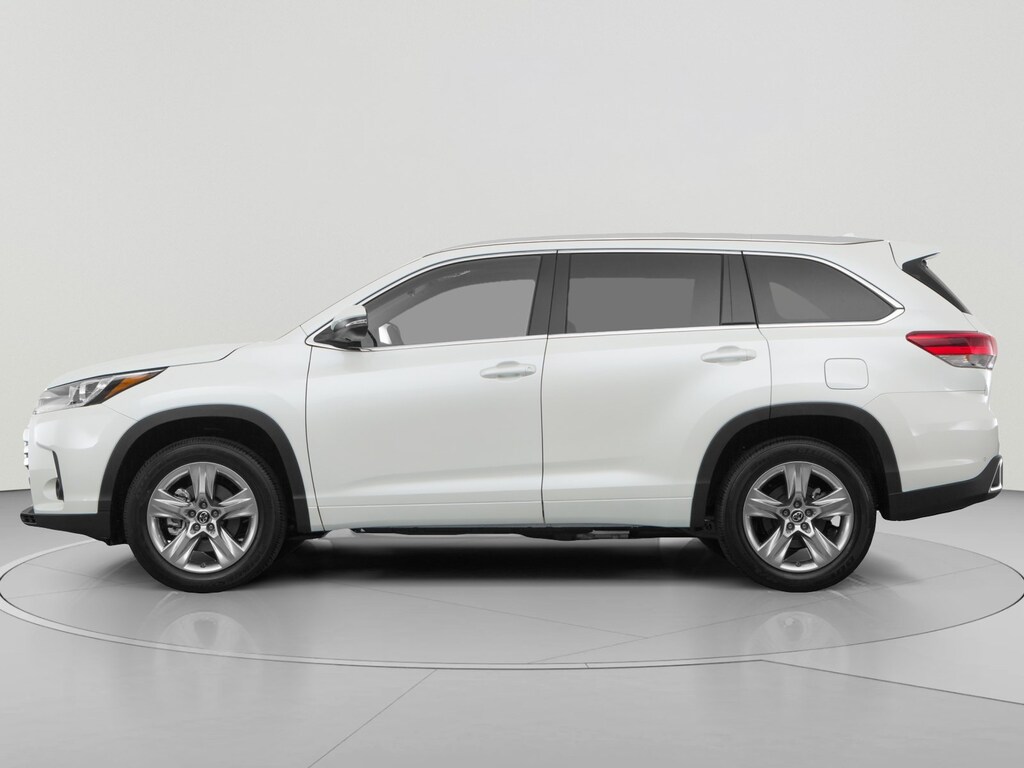 Used 2018 Toyota Highlander Limited V6 SUV