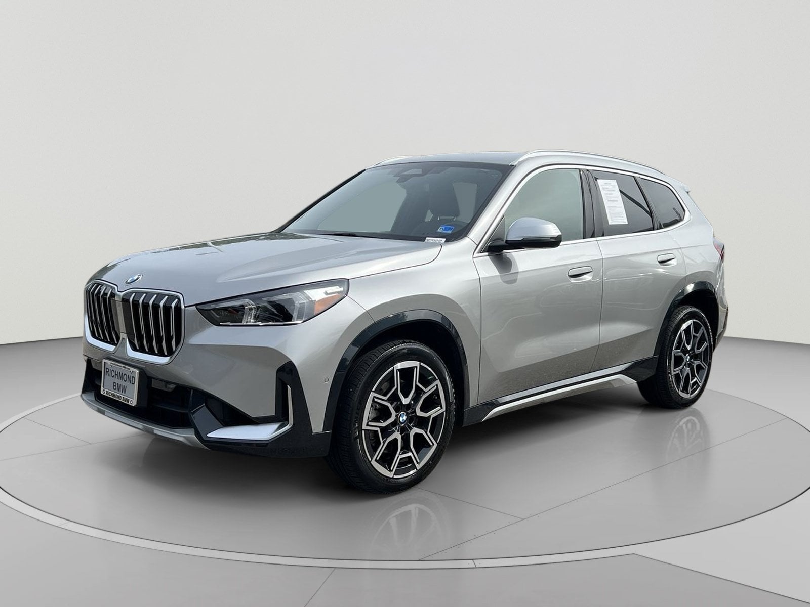 2023 BMW X1 28i