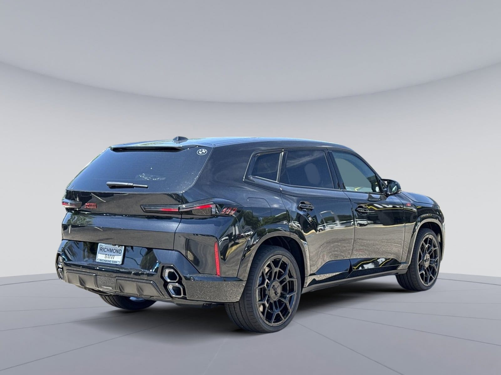 2026 BMW XM Base - Photo 8