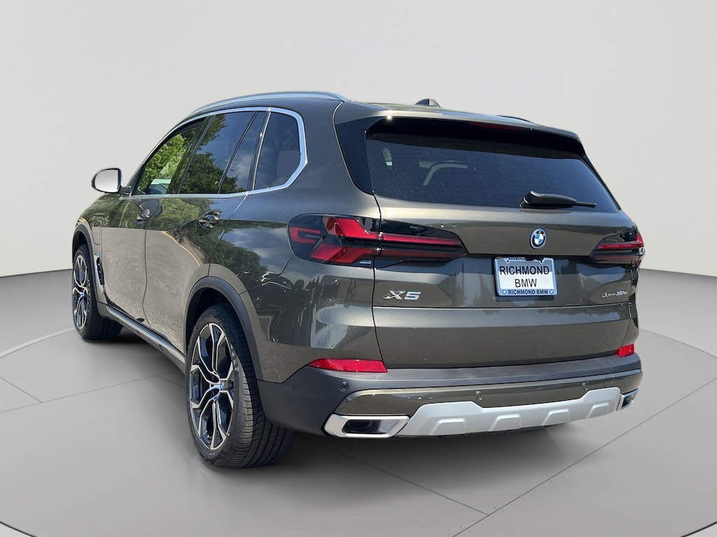 New 2026 BMW X5 PHEV xDrive50e SUV