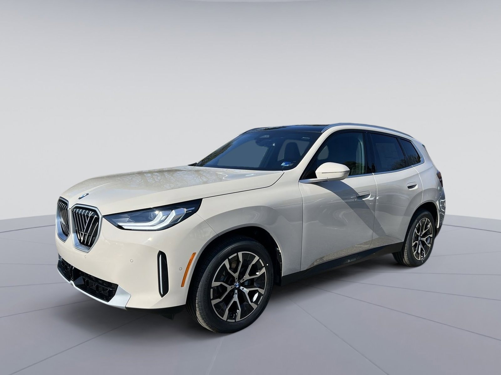2026 BMW X3 30 XDRIVE's photo
