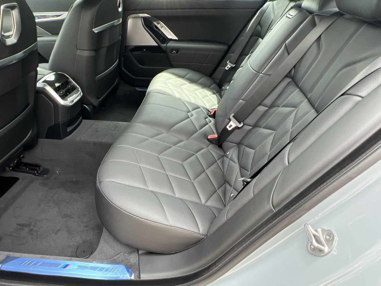 2025 BMW 7 Series 740i - Photo 22