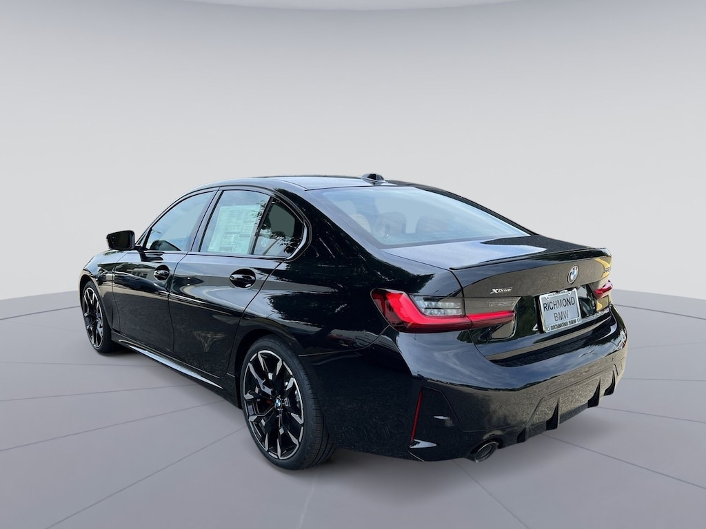 New 2026 BMW 330i xDrive Sedan