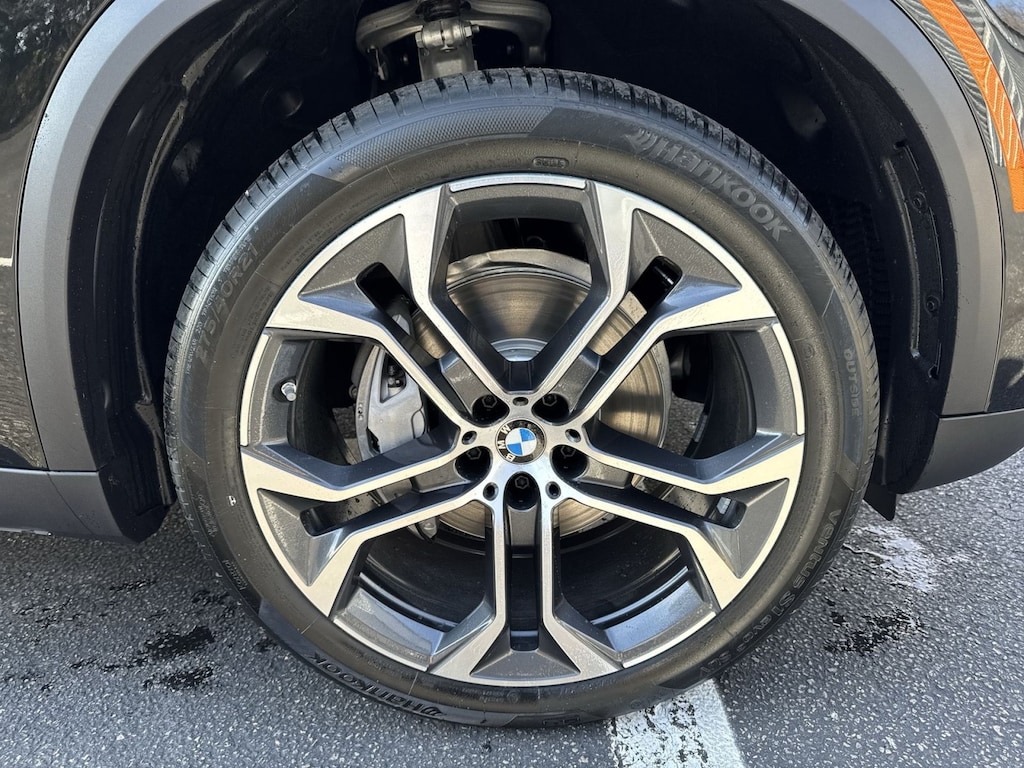 New 2026 BMW X5 xDrive40i SUV