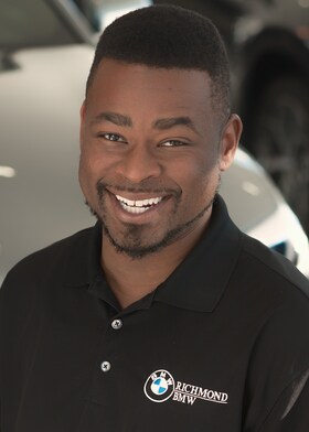 Staff member Travis Pierson from ID_5ab38ddb5afd
