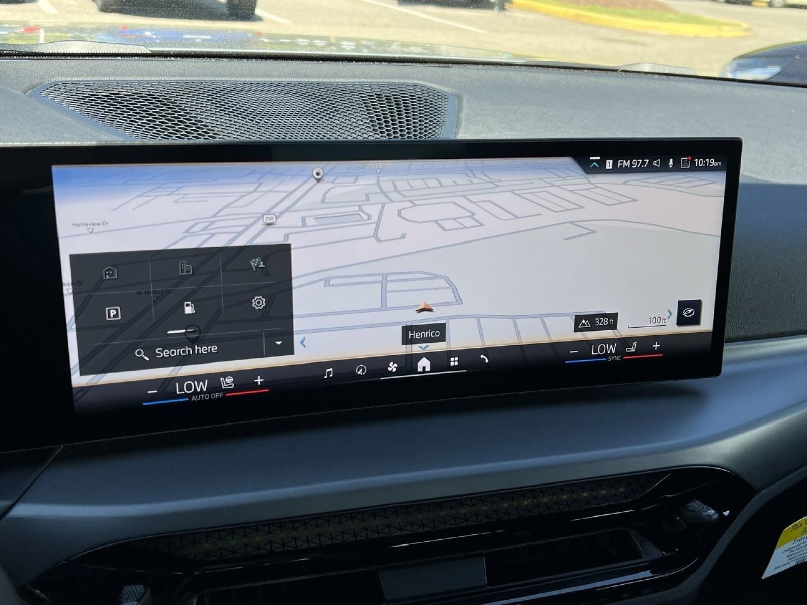 2025 BMW 2 Series 230i - Photo 21