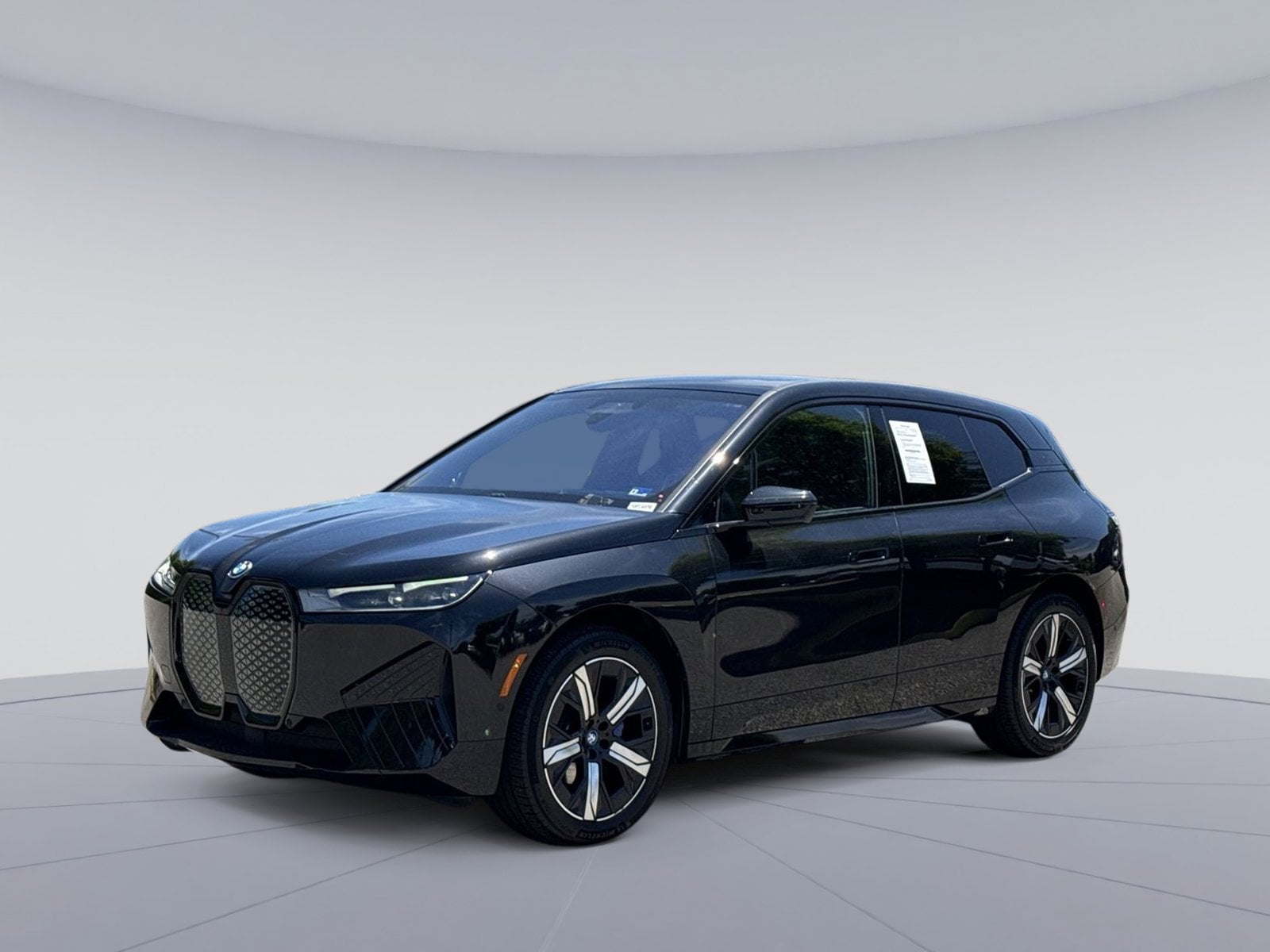 2024 BMW iX xDrive50's photo