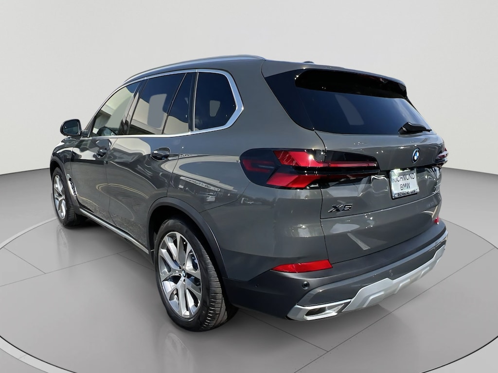 New 2026 BMW X5 PHEV xDrive50e SUV