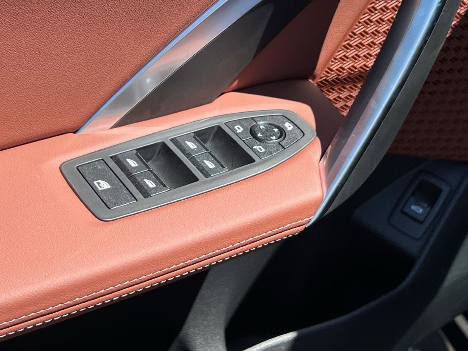 2026 BMW X1 28i - Photo 12