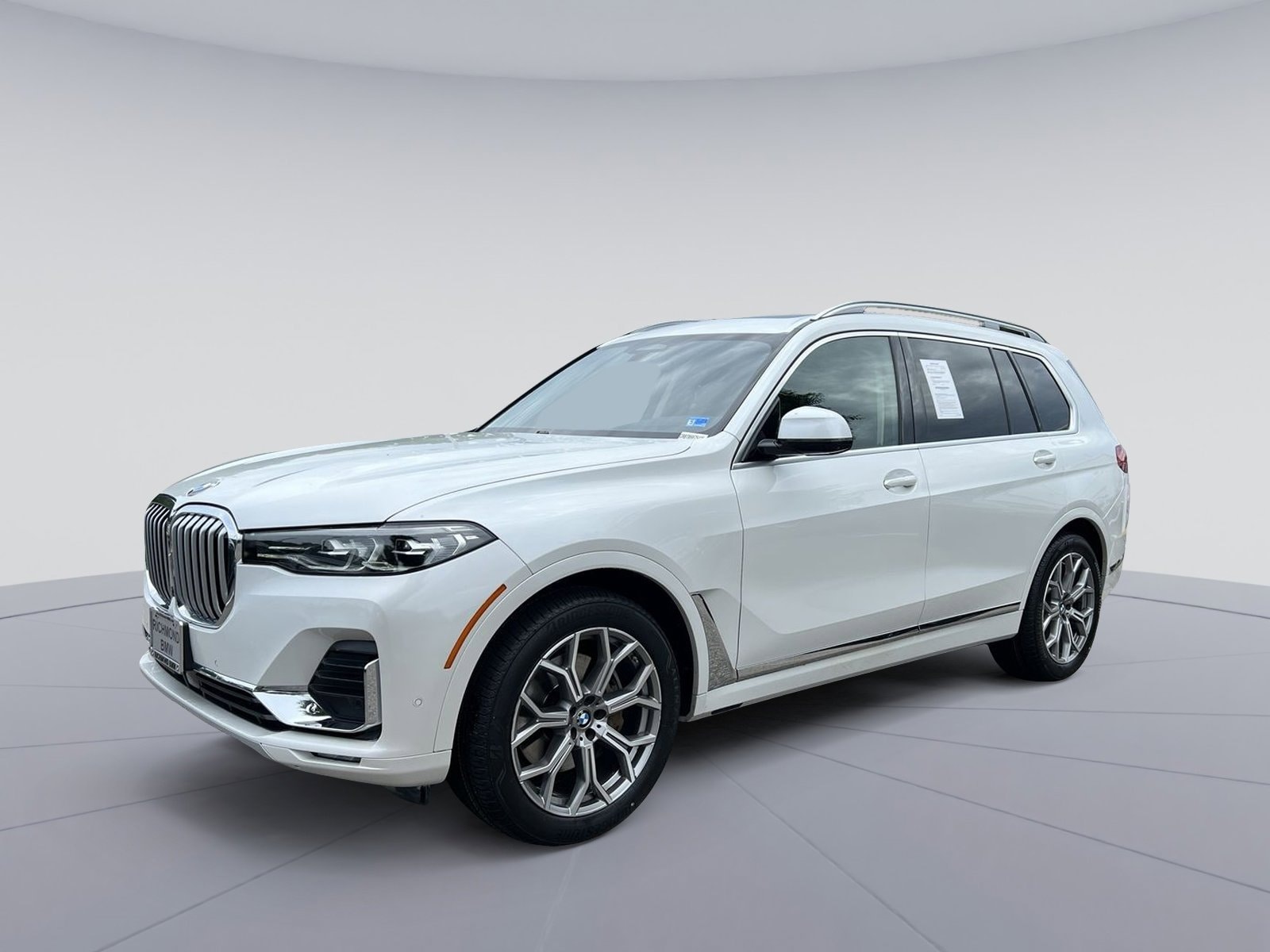 2021 BMW X7 xDrive40i's photo