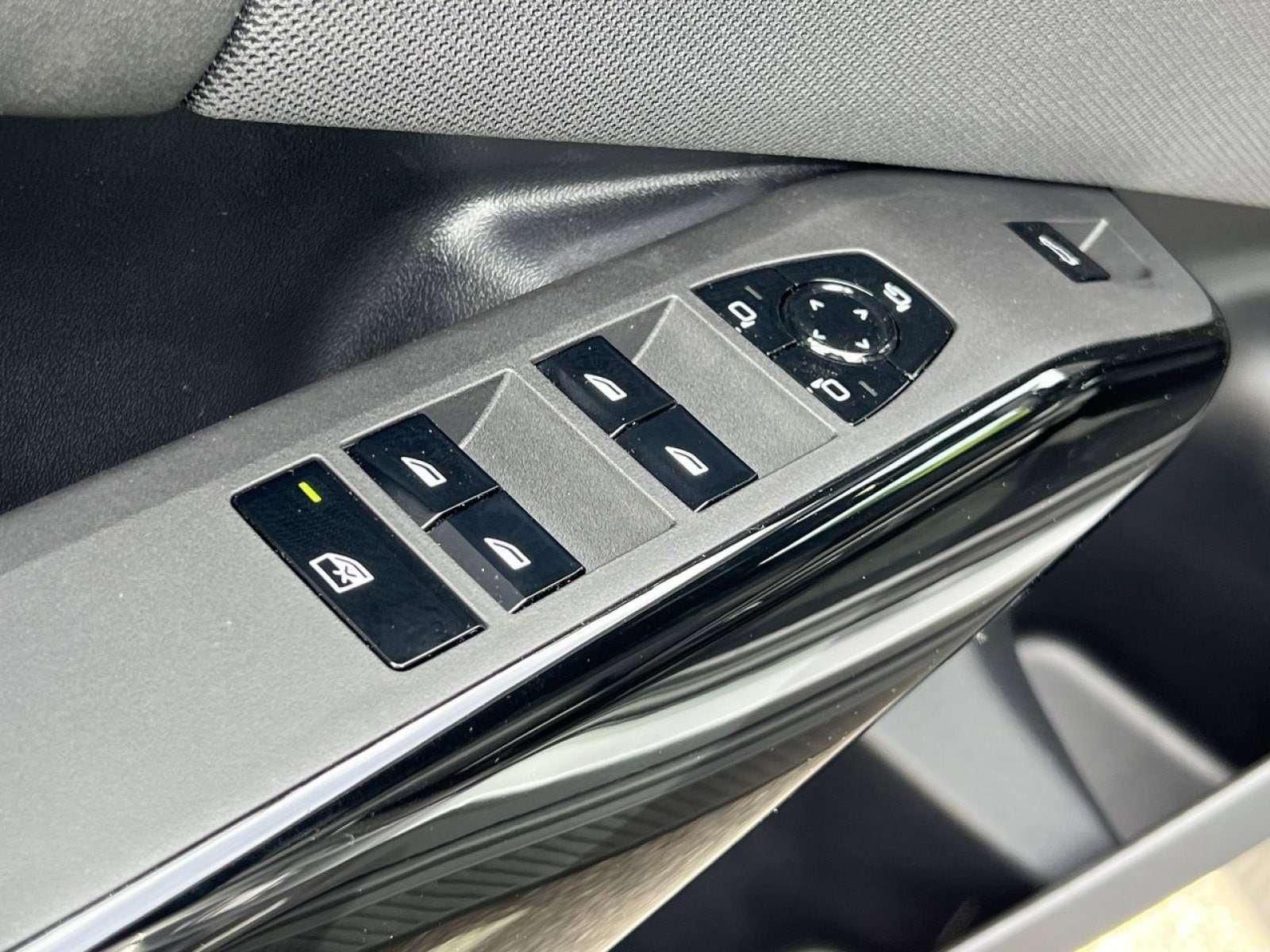 2026 BMW X3 30 - Photo 12