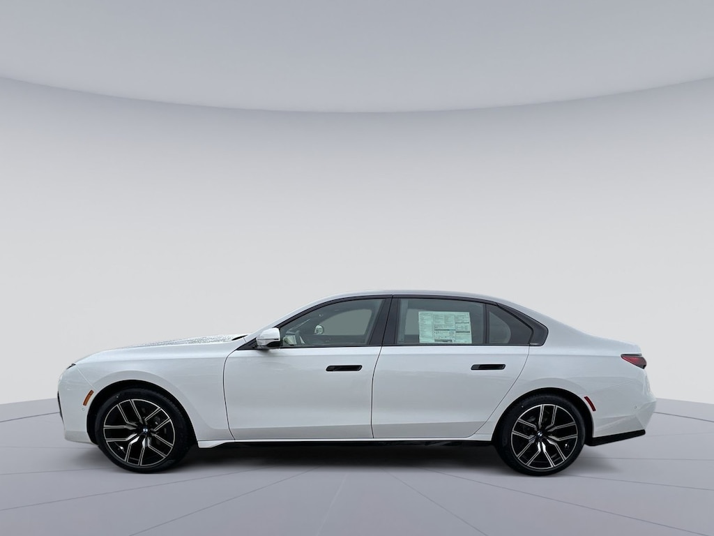 New 2026 BMW 740i xDrive Sedan