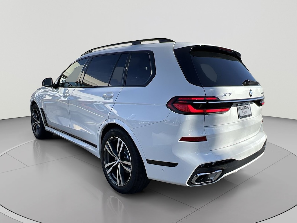 New 2026 BMW X7 xDrive40i SUV