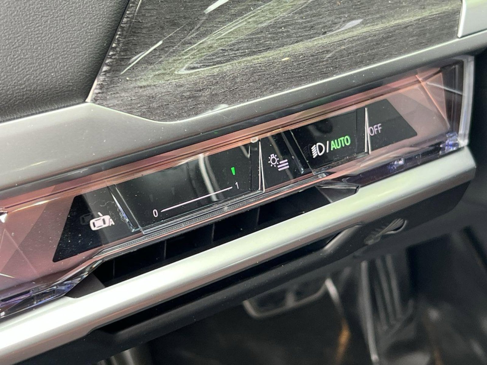 2025 BMW i7 50 - Photo 31