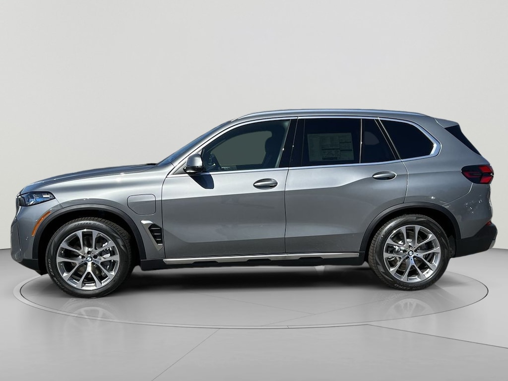 New 2026 BMW X5 PHEV xDrive50e SUV
