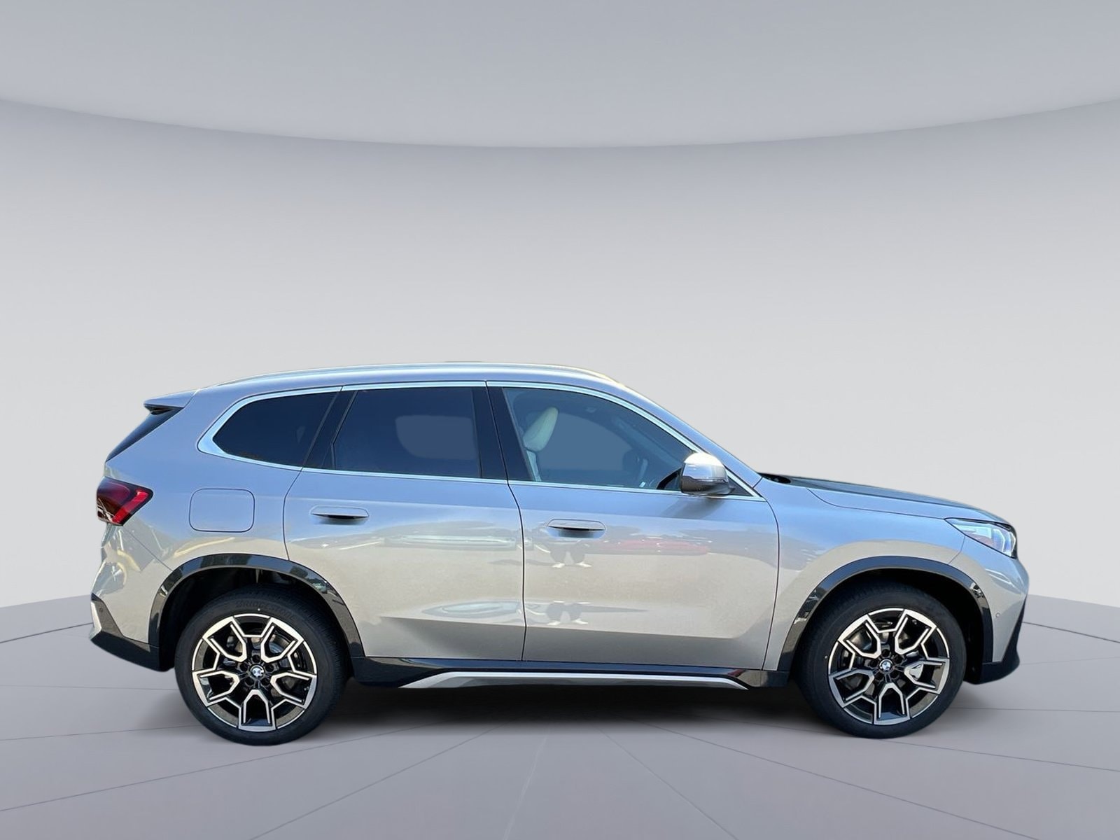 2026 BMW X1 XDrive28i - Photo 6