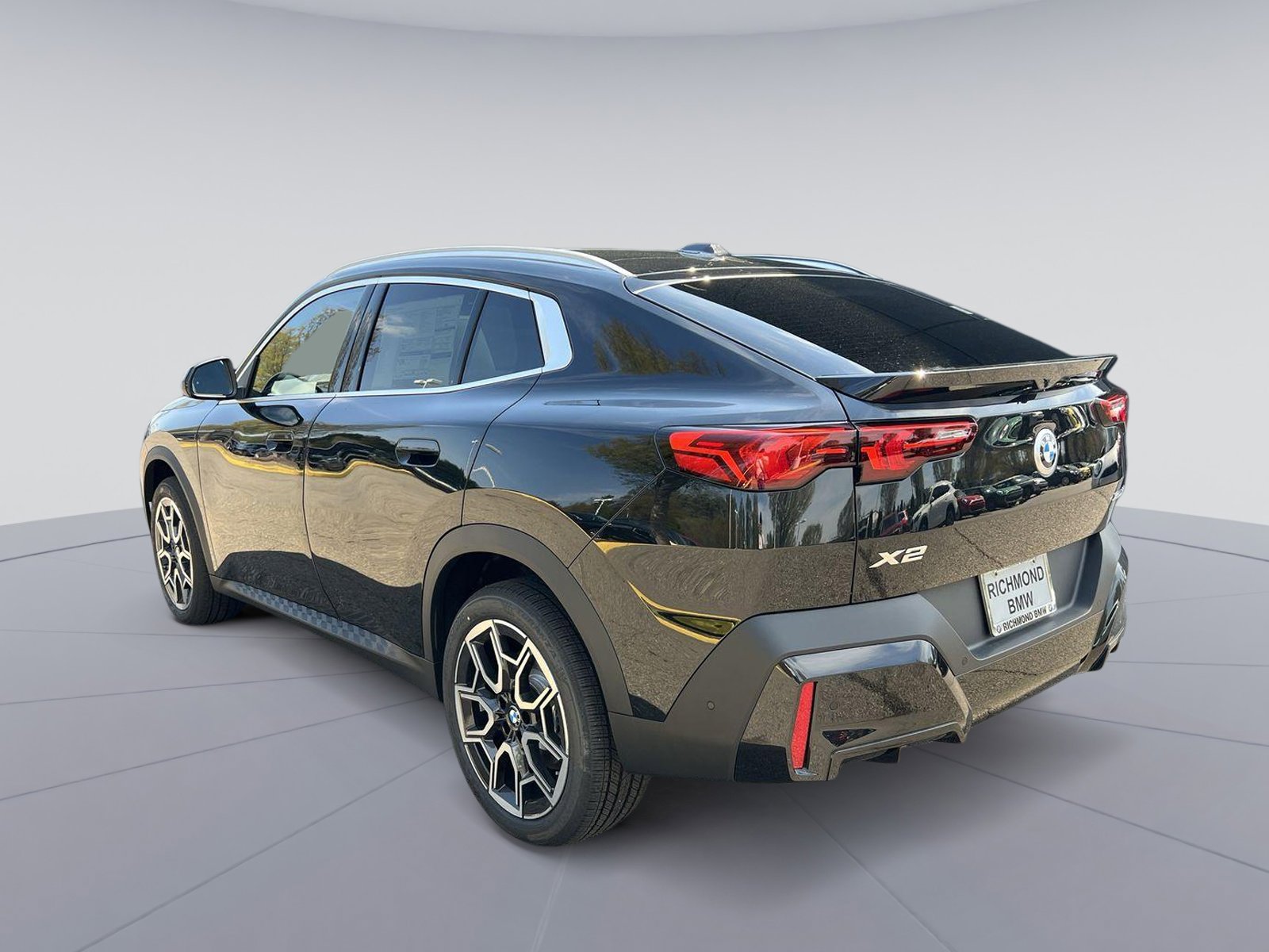 2025 Bmw X2 xDrive28i photo 3