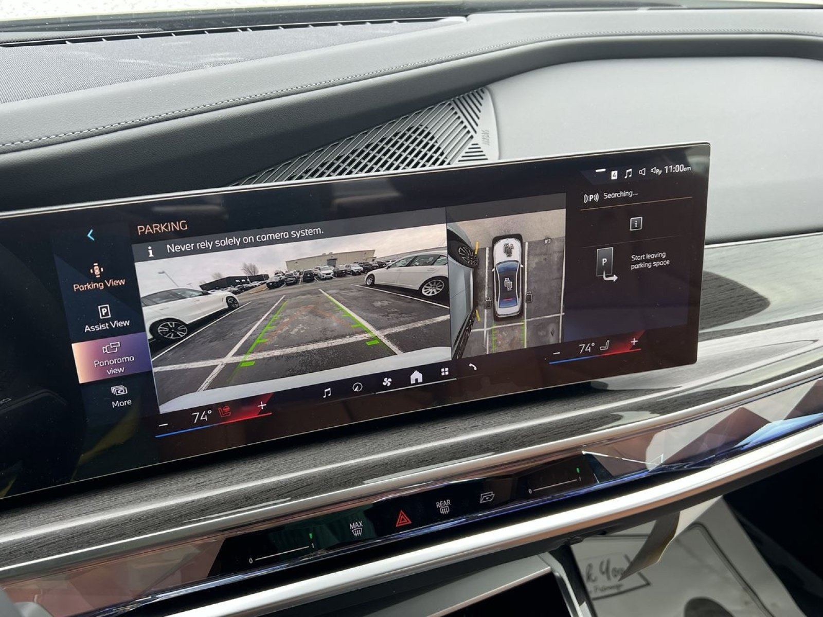 2026 BMW 7 Series 740i - Photo 16