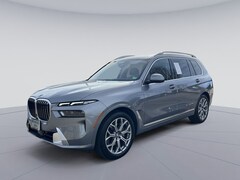 2023 BMW X7