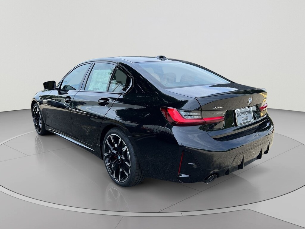 New 2026 BMW 330i xDrive Sedan