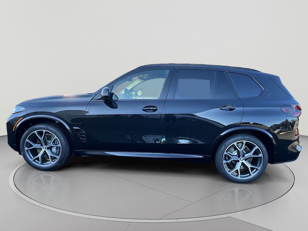 New 2026 BMW X5 PHEV xDrive50e SUV