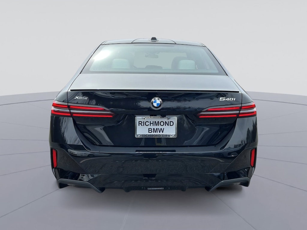 New 2026 BMW 540i xDrive Sedan