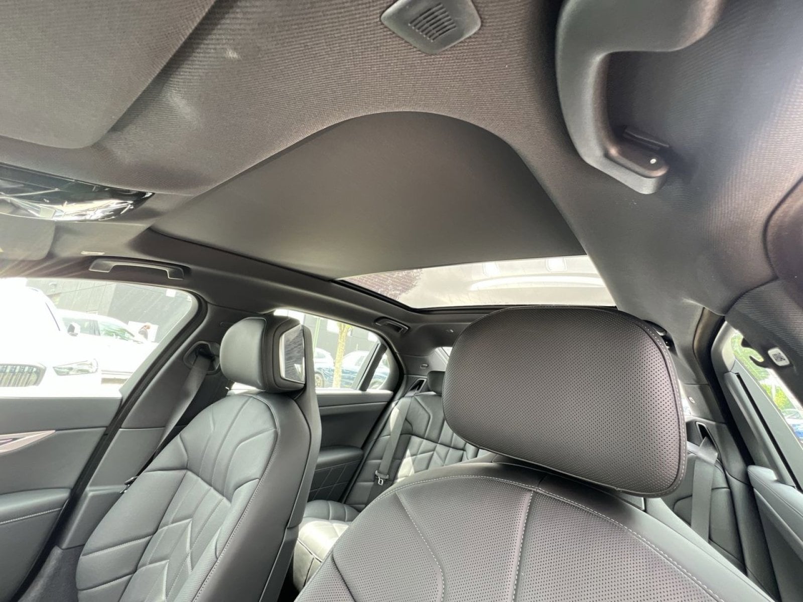 2025 BMW 7 Series 740i - Photo 21