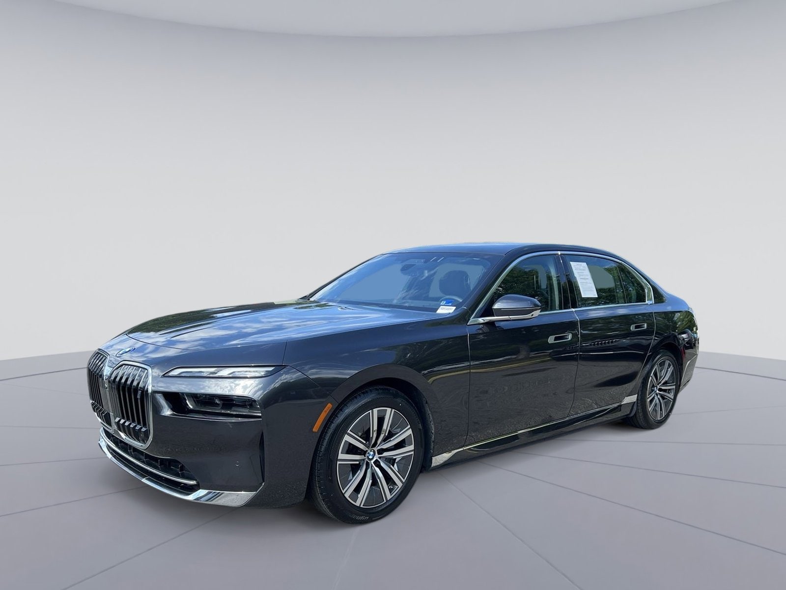 2024 BMW i7 eDrive50's photo