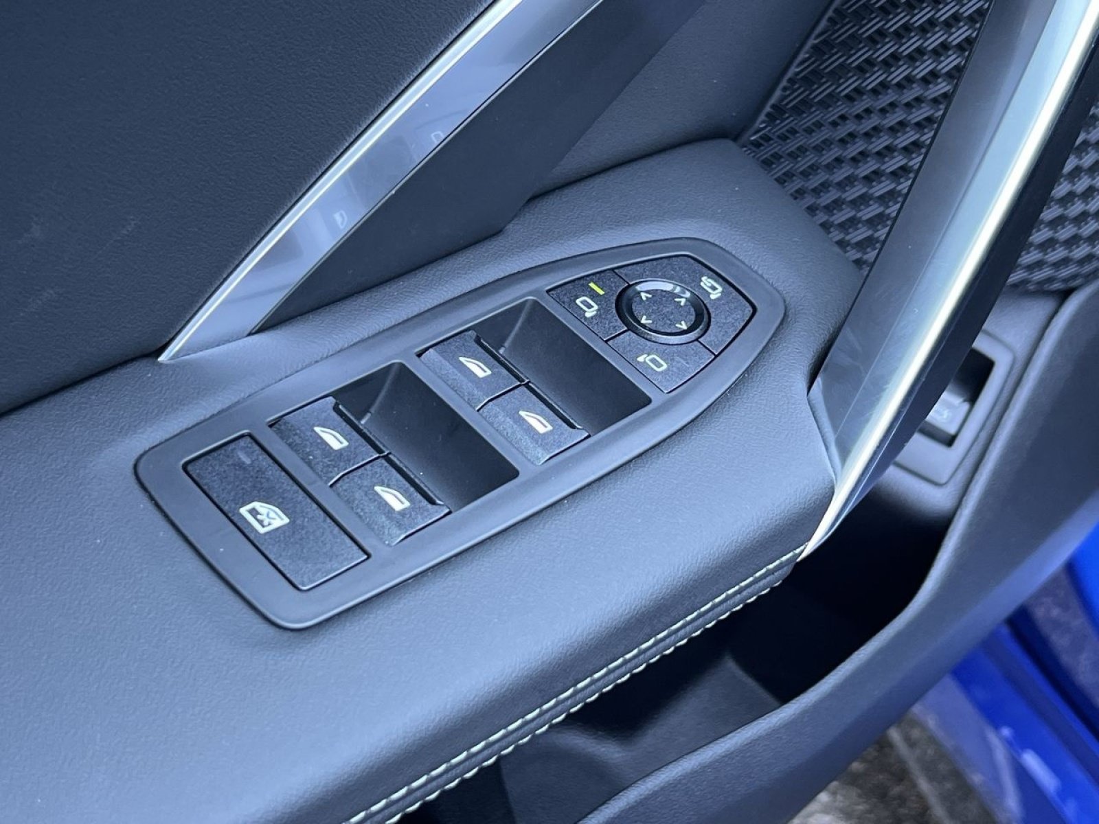 2026 BMW X1 XDrive28i - Photo 12