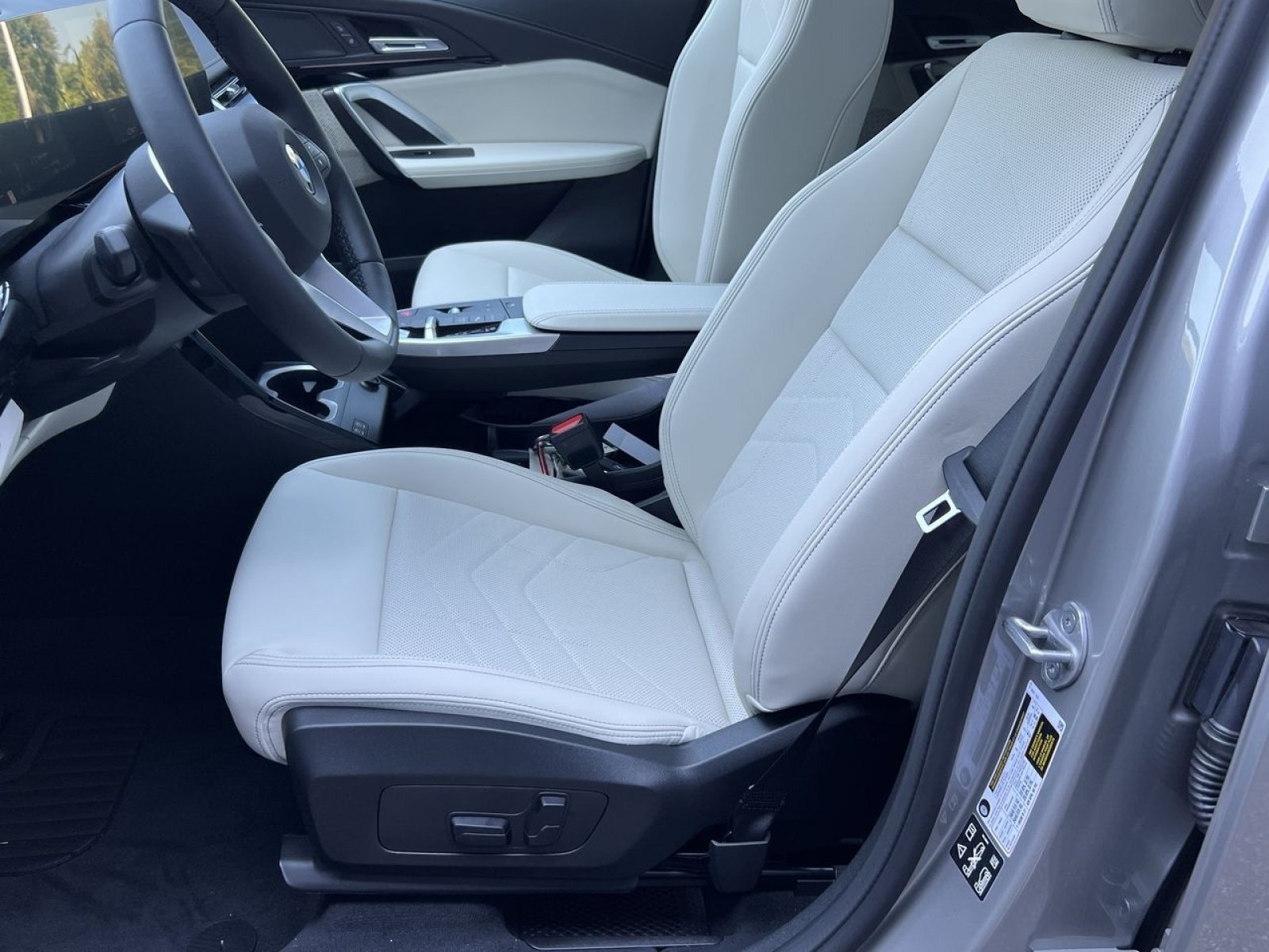 2026 BMW X1 XDrive28i - Photo 10