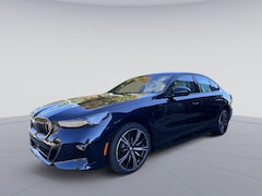 2026 BMW 550e xDrive Sedan