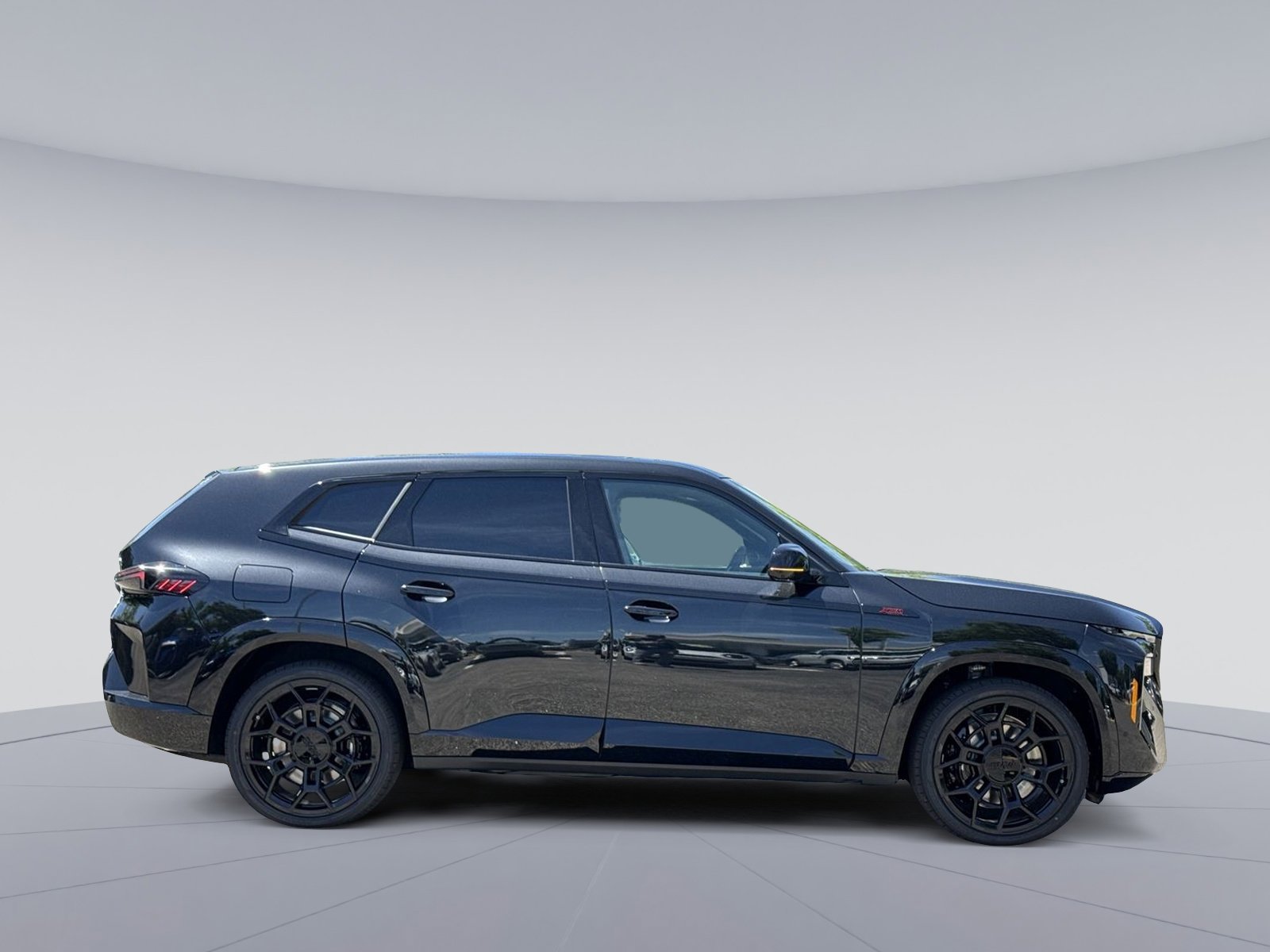 2026 BMW XM Base - Photo 9