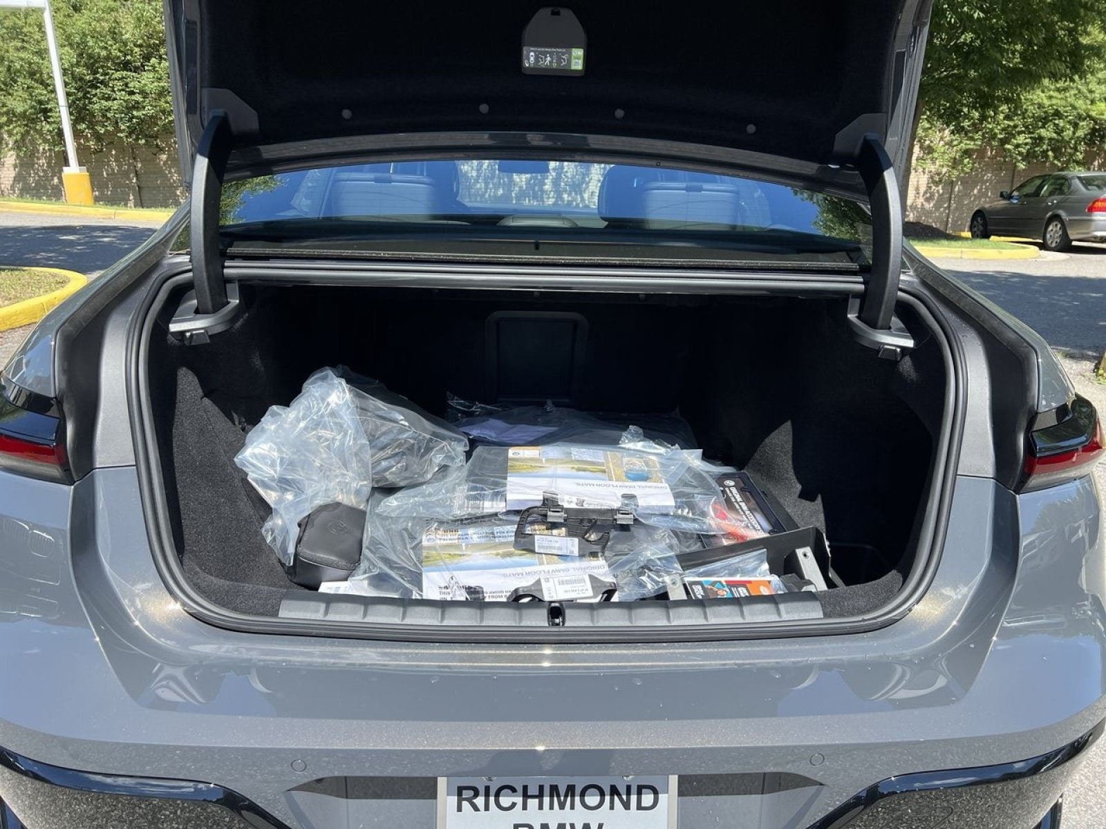 2026 BMW i7 60 - Photo 24